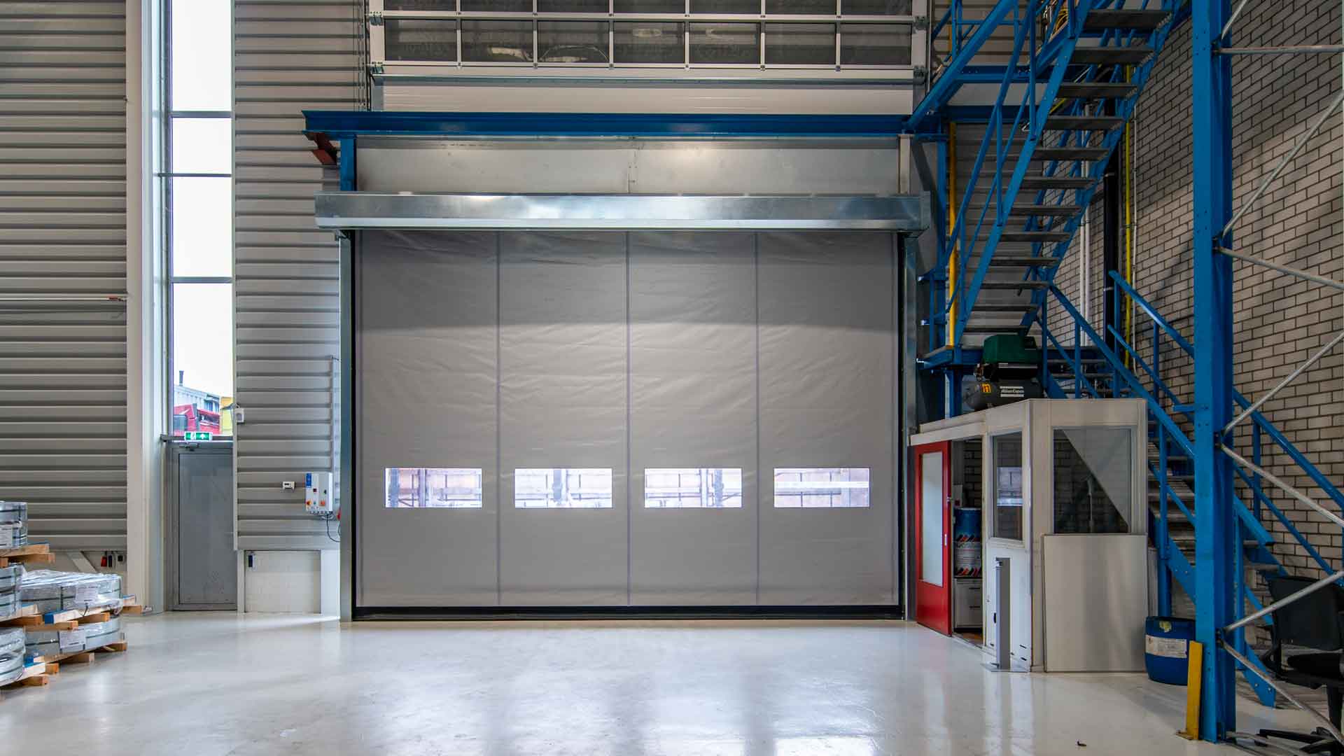 High Speed Doors - Roll-Up Curtain Doors | BMP Doors Canada